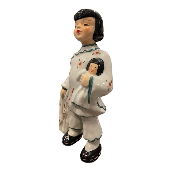 1950’s Asian Girl Holding Doll Figurine from Florence Ceramics of Napa Valley - Picture 7 of 15